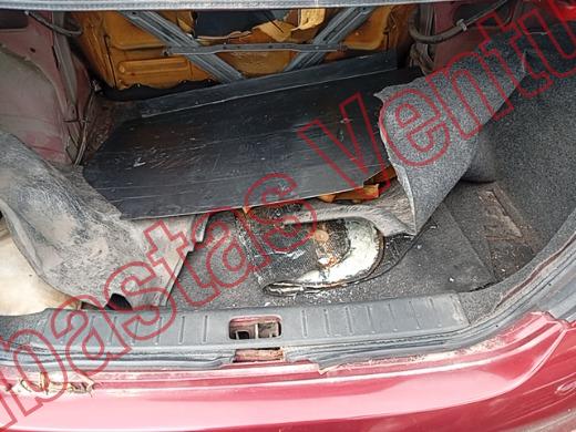 NISSAN VERSA 2013, foto 15 de 19