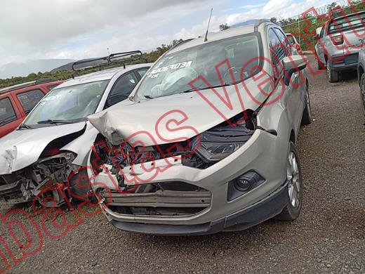 FORD ECOSPORT 2015, foto 2 de 19