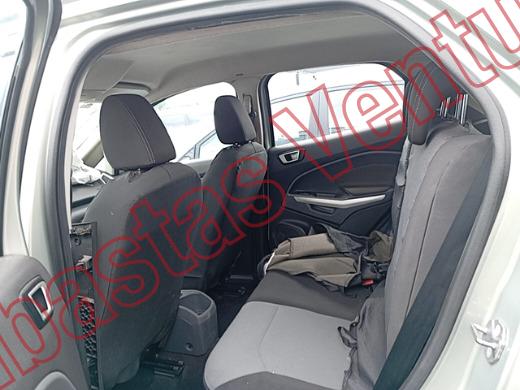 FORD ECOSPORT 2015, foto 16 de 19
