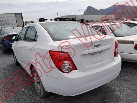 CHEVROLET SONIC 2015, foto 7 de 19