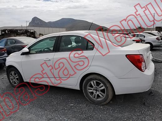 CHEVROLET SONIC 2015, foto 8 de 19