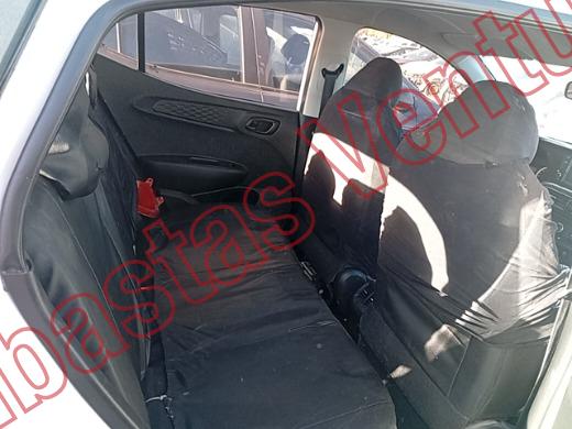 HYUNDAI GRAND I10 2023, foto 13 de 19