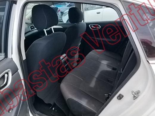 NISSAN SENTRA 2016, foto 16 de 19