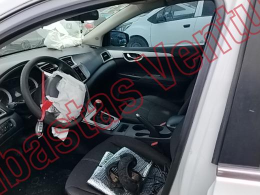 NISSAN SENTRA 2016, foto 17 de 19
