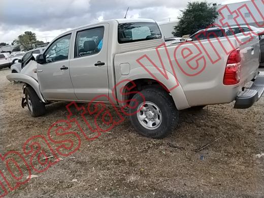 TOYOTA HILUX 2012, foto 8 de 19