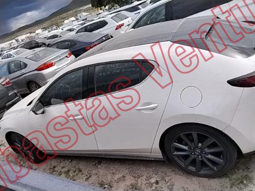 MAZDA MAZDA 3 2020, foto 8 de 19