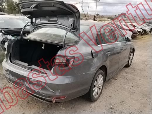 VOLKSWAGEN JETTA 2016, foto 5 de 19