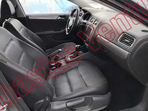 VOLKSWAGEN JETTA 2016, foto 12 de 19