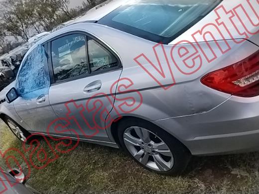 MERCEDES BENZ C200 2014, foto 8 de 19