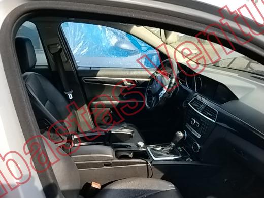 MERCEDES BENZ C200 2014, foto 12 de 19