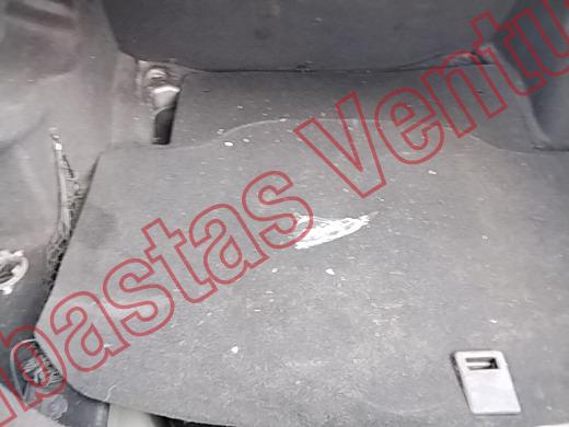 MERCEDES BENZ C200 2014, foto 15 de 19