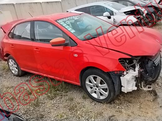 VOLKSWAGEN VENTO 2014, foto 4 de 19