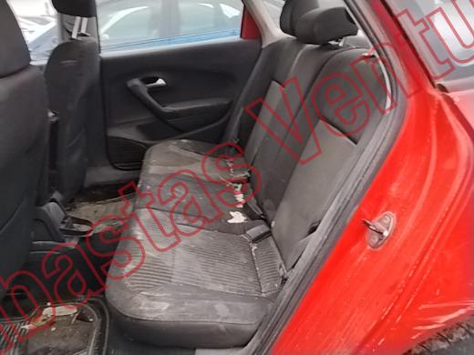 VOLKSWAGEN VENTO 2014, foto 16 de 19