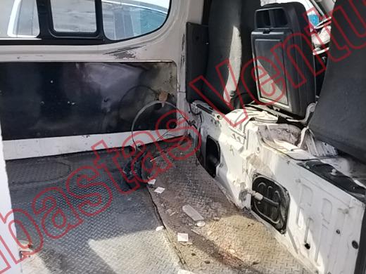 NISSAN URVAN 2014, foto 13 de 19