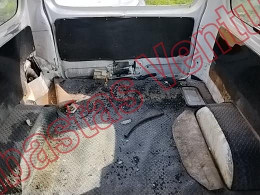 NISSAN URVAN 2014, foto 15 de 19