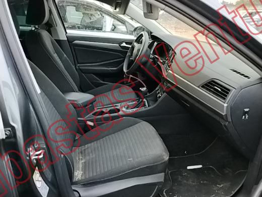 VOLKSWAGEN JETTA 2024, foto 12 de 19