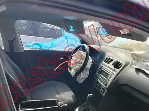 VOLKSWAGEN VENTO 2017, foto 12 de 19