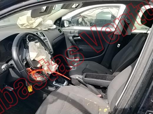 VOLKSWAGEN VENTO 2017, foto 17 de 19