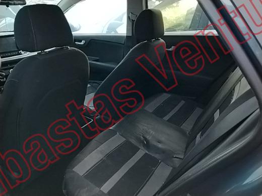 KIA RIO 2023, foto 16 de 19