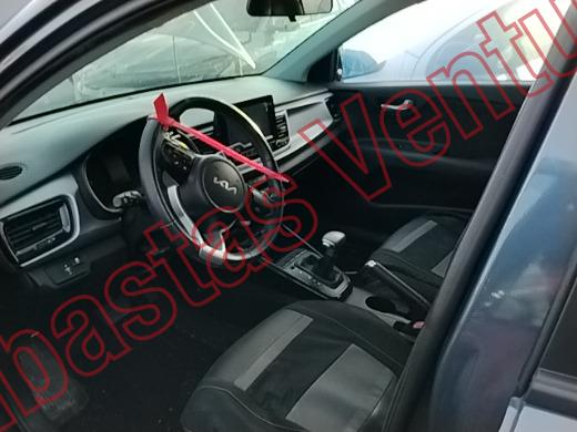 KIA RIO 2023, foto 17 de 19