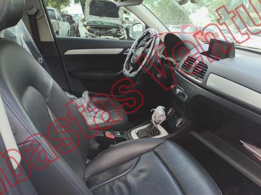 AUDI Q3 2013, foto 12 de 19