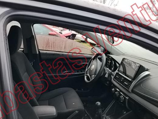 TOYOTA YARIS 2017, foto 12 de 19