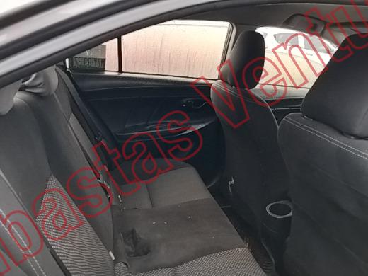 TOYOTA YARIS 2017, foto 13 de 19