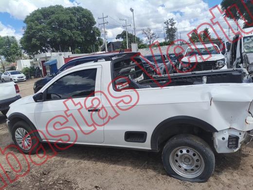 VOLKSWAGEN SAVEIRO  2023, foto 8 de 19