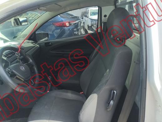 VOLKSWAGEN SAVEIRO  2023, foto 17 de 19