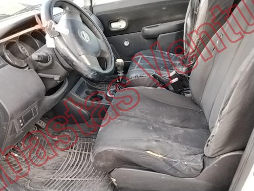NISSAN TIIDA 2013, foto 17 de 19