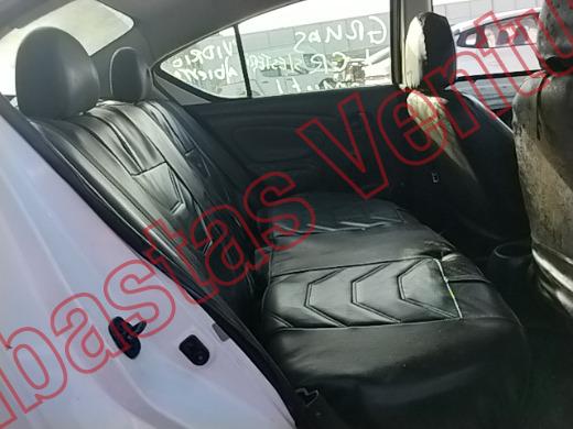 NISSAN VERSA 2019, foto 13 de 19