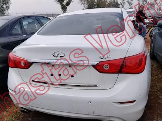 INFINITI Q50 2015, foto 6 de 19