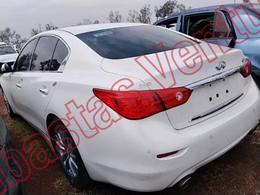 INFINITI Q50 2015, foto 7 de 19