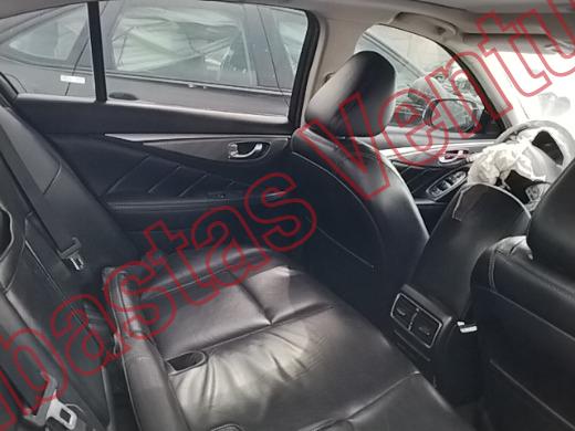 INFINITI Q50 2015, foto 13 de 19