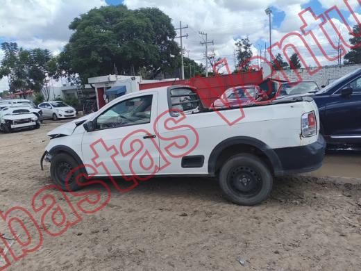 VOLKSWAGEN SAVEIRO  2018, foto 8 de 19