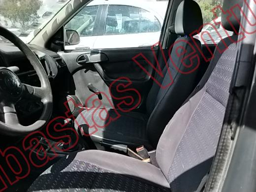 VOLKSWAGEN POINTER 2004, foto 17 de 19