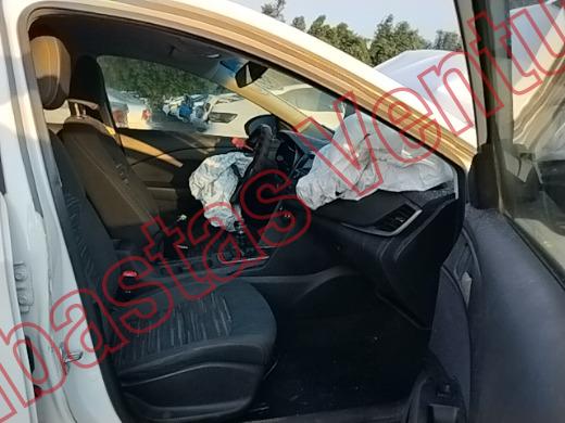 CHEVROLET CAVALIER 2018, foto 12 de 19