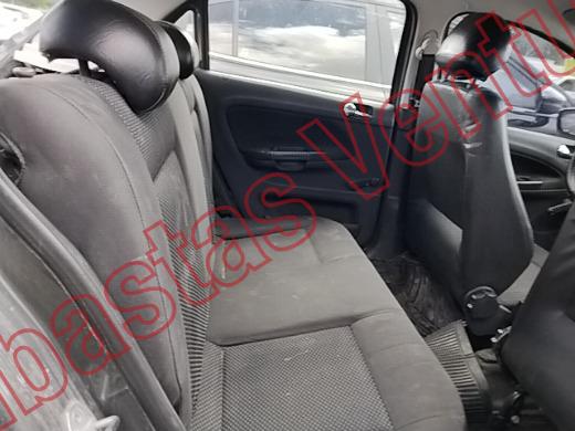 VOLKSWAGEN GOL 2016, foto 13 de 19