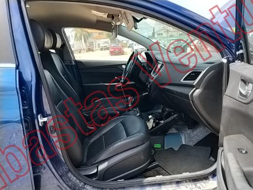 HYUNDAI ACCENT 2019, foto 12 de 19