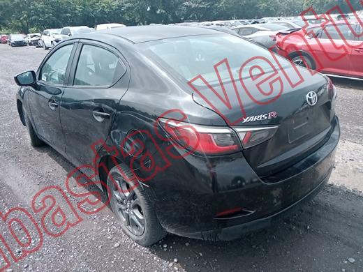 TOYOTA YARIS 2019, foto 7 de 19