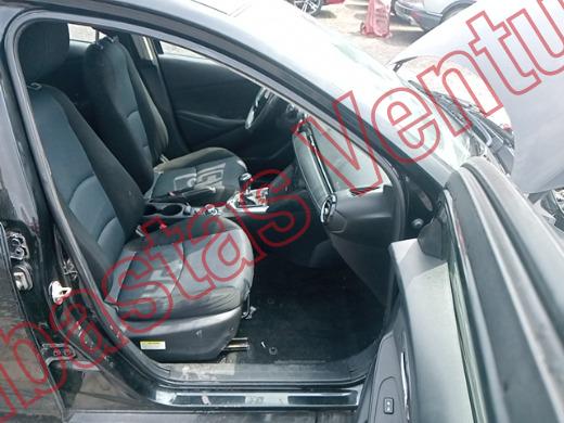 TOYOTA YARIS 2019, foto 12 de 19