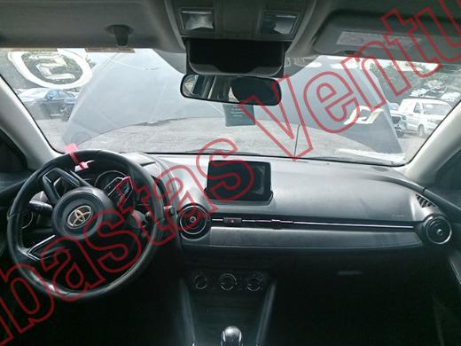 TOYOTA YARIS 2019, foto 14 de 19