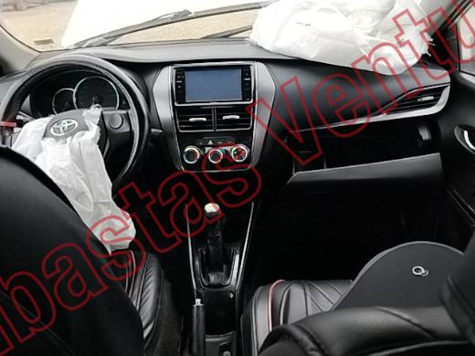 TOYOTA YARIS 2021, foto 14 de 19