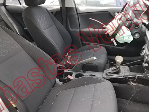 KIA RIO 2021, foto 12 de 19