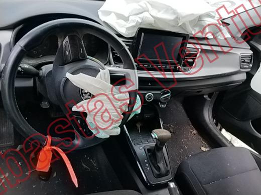KIA RIO 2021, foto 14 de 19