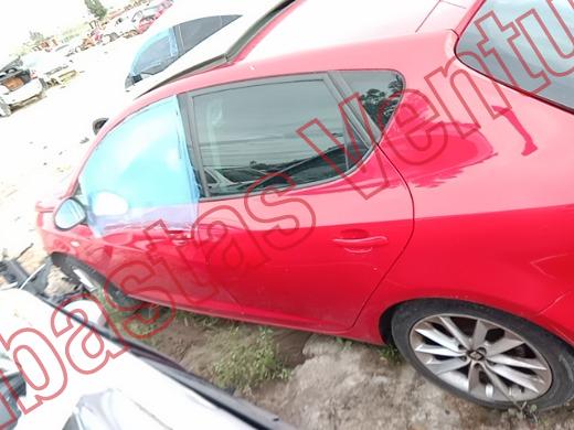 SEAT IBIZA 2015, foto 8 de 13