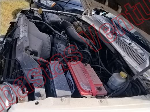 JEEP LIBERTY 2005, foto 9 de 19