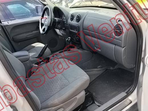 JEEP LIBERTY 2005, foto 12 de 19