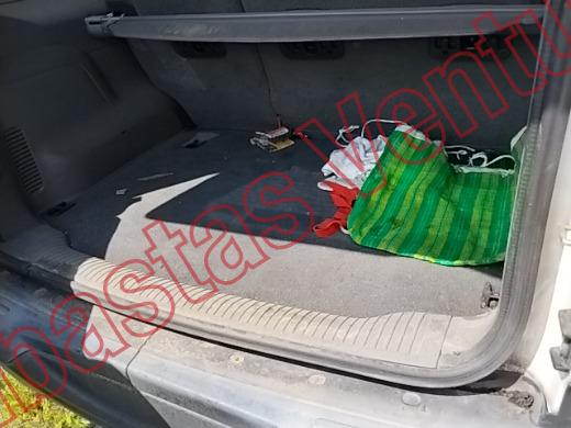JEEP LIBERTY 2005, foto 15 de 19