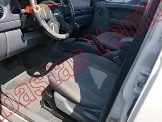 JEEP LIBERTY 2005, foto 17 de 19